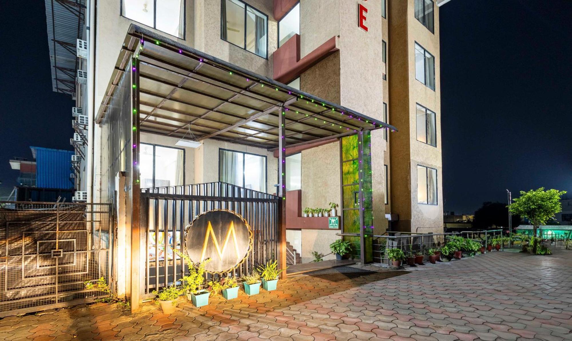 Treebo Maurice Hotel Baddi Exterior photo