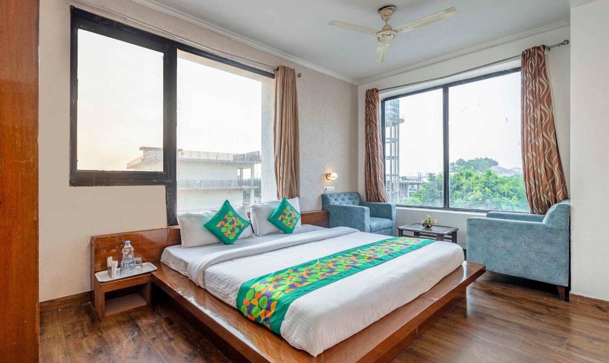 Treebo Maurice Hotel Baddi Exterior photo