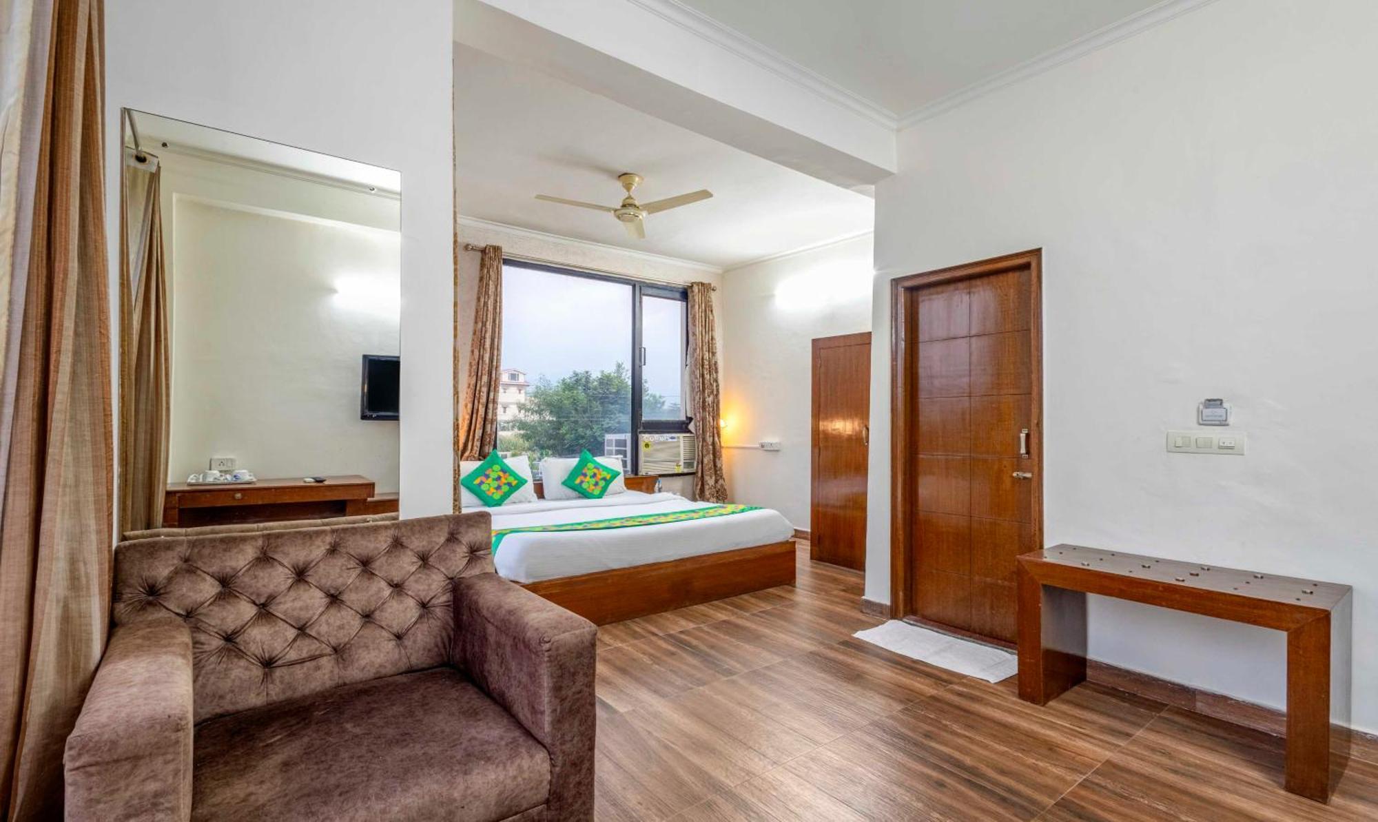 Treebo Maurice Hotel Baddi Exterior photo